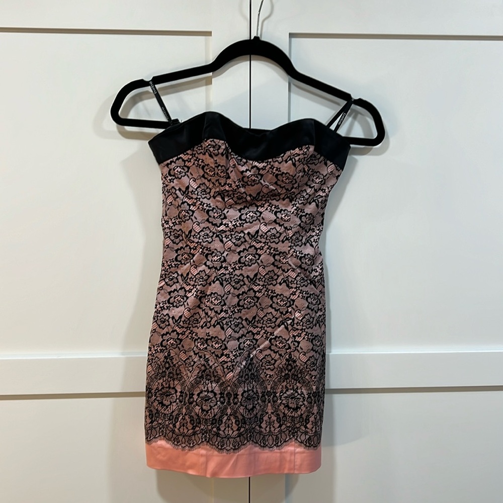 Tube dress with removable strap